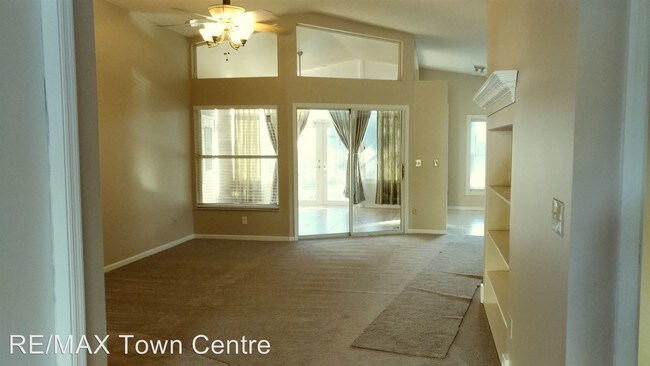 Building Photo - 4404 Fox Hollow Cir