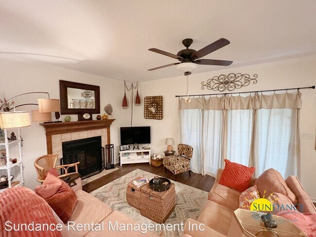 Building Photo - 2 br, 1 bath House - 124 Elm Avenue 3B