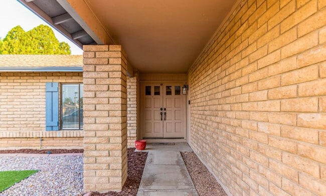 Photo - 839 W Posada Ave House