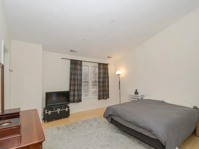 Building Photo - 9330 Owings Choice Ct