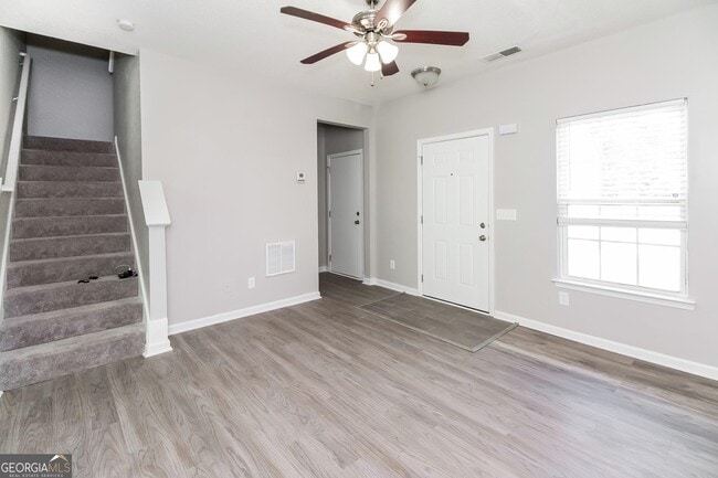 Building Photo - 2354 Hackamore Dr