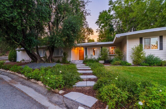 Foto del edificio - Beautiful Tarzana Rental!