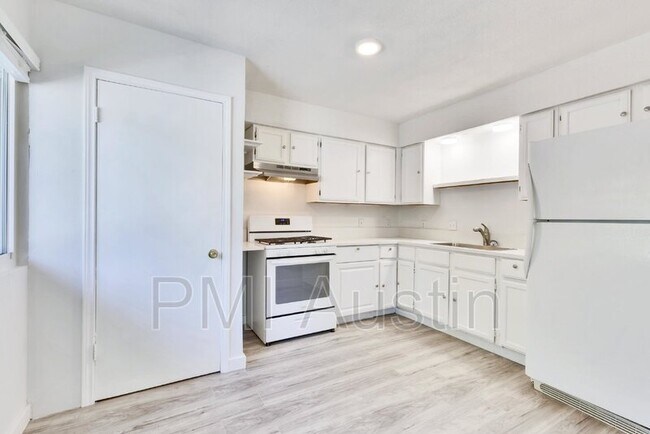 Building Photo - 3462 Willowrun Dr