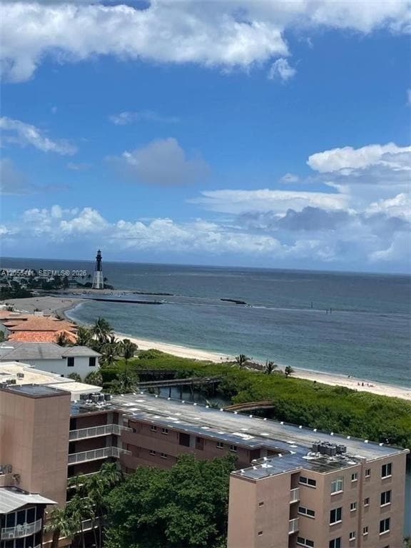Foto del edificio - 1630 N Ocean Blvd