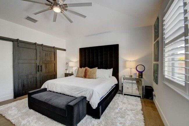 Building Photo - Sand Hills Circle, Lake Worth, FL 33463 - 4 BR 3 BA condo