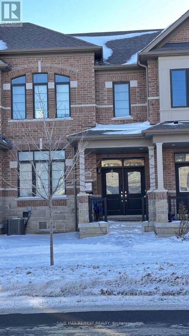 Photo du bâtiment - 220 Coronation Rd