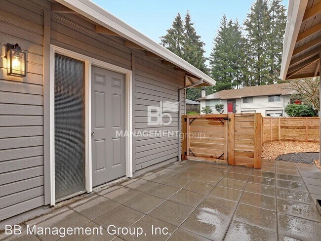 Building Photo - 2 br, 1 bath House - 9047 SW Monterey Place