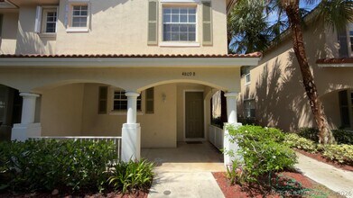 Building Photo - 4809 N Wickham Cir