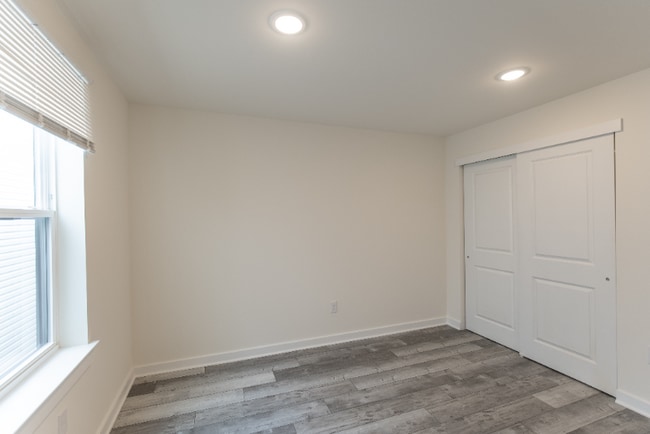 Foto del edificio - 3209 Spring Garden St