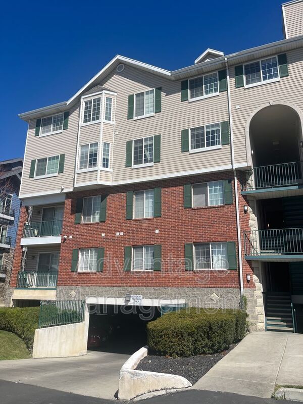 Foto principal - 112 W 1230 N St