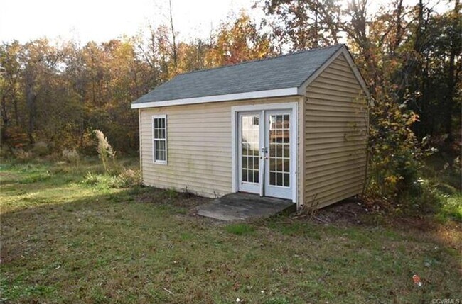 Foto del edificio - 8640 old pond rd