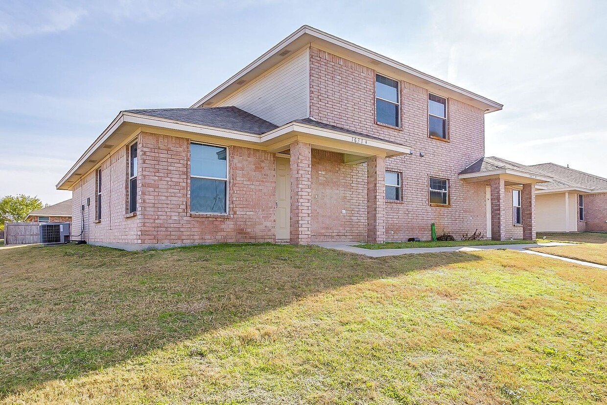 Primary Photo - ASK ABOUT OUR MOVE IN SPECIAL