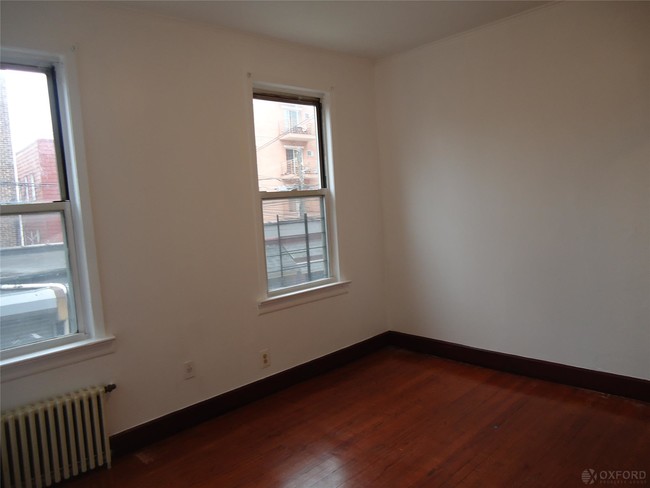 Building Photo - 2540 35th St