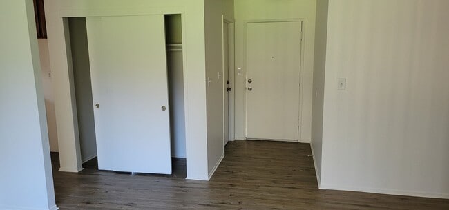 Building Photo - House for Rent!