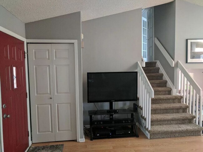 Foto del edificio - 9308 W Nichols Dr