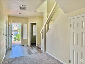 Building Photo - 6723 Flamenco Ct