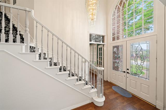 Foto del edificio - 5006 Summerbrook Dr