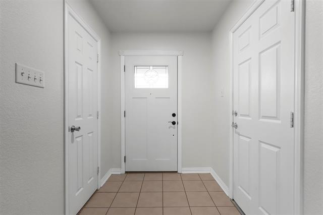 Building Photo - 391 Gavins Way