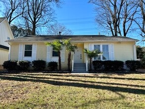 Building Photo - 900 Stanfield Dr