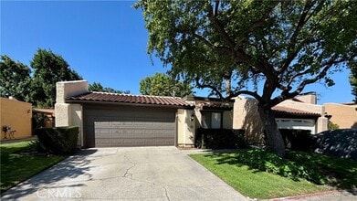 Building Photo - 53 Del Sol Ct