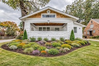 Building Photo - 1781 Forest Ave