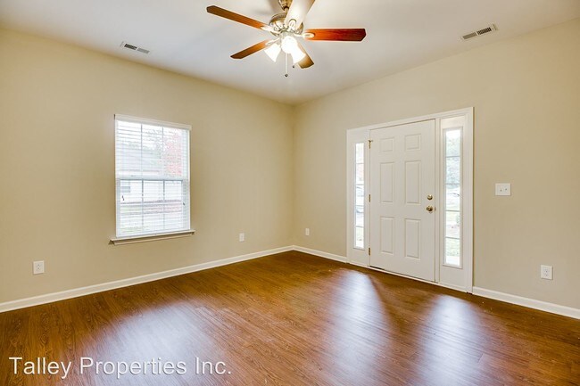 Building Photo - 7112 Somerset Springs Dr