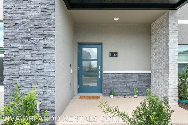 Building Photo - 5 br, 4 bath House - 1152 CHALLENGE DR
