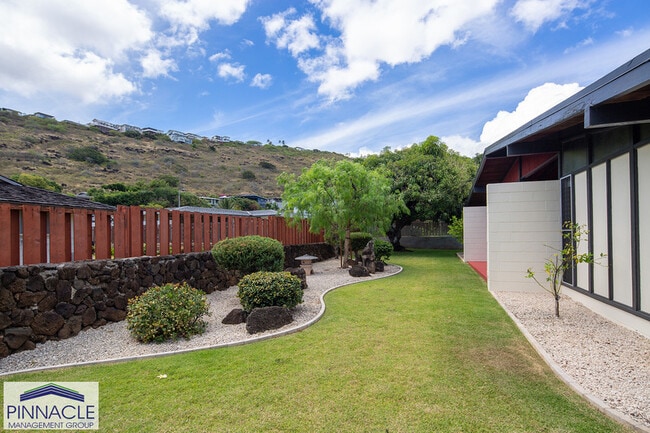 Building Photo - 1466 Oili Loop