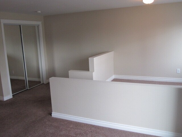 Foto del edificio - 2200 Thorndyke Ave W