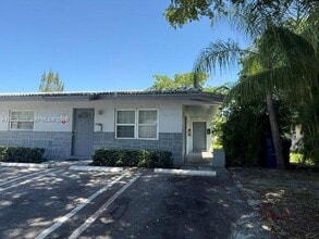 Building Photo - 7531 NW 44th Ct
