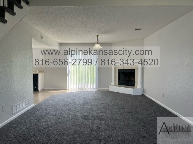 Building Photo - Liberty Duplex Available Near William Jewell