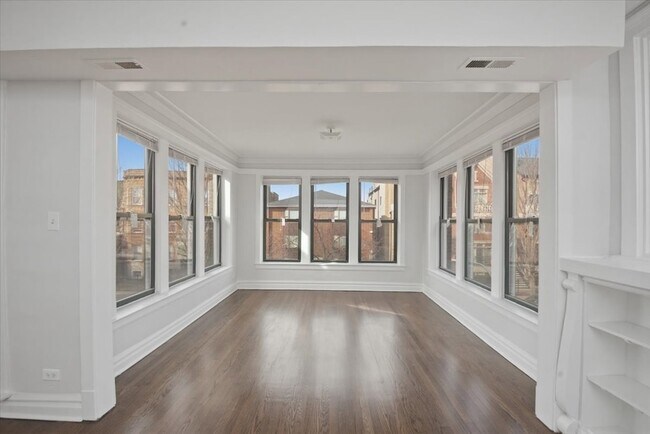 Foto del edificio - 6541 S Woodlawn Ave