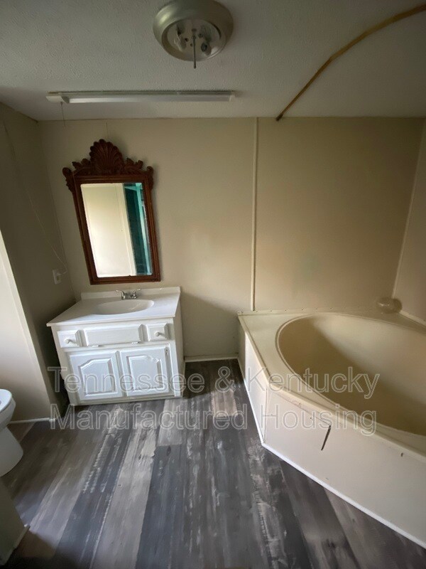 Foto del edificio - 1104 Columbia Ave