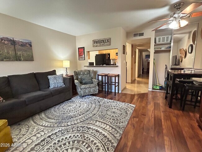 Foto del edificio - 14203 N 19th Ave