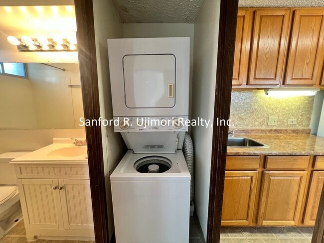 Building Photo - prsq1202