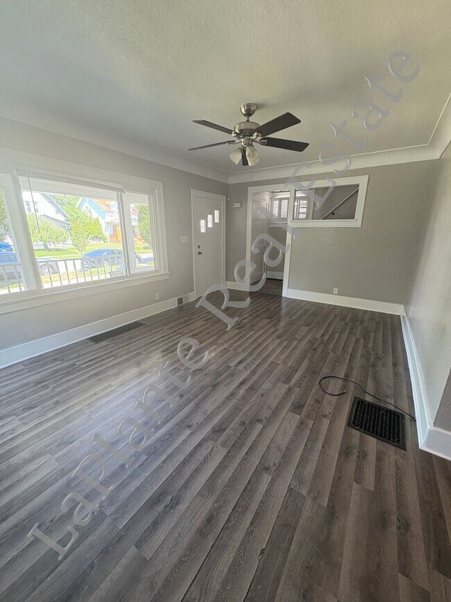 Foto del edificio - Charming 3 bedroom home for rent located i...
