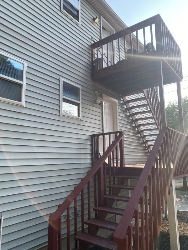 Building Photo - 1387 Quinnipiac Ave