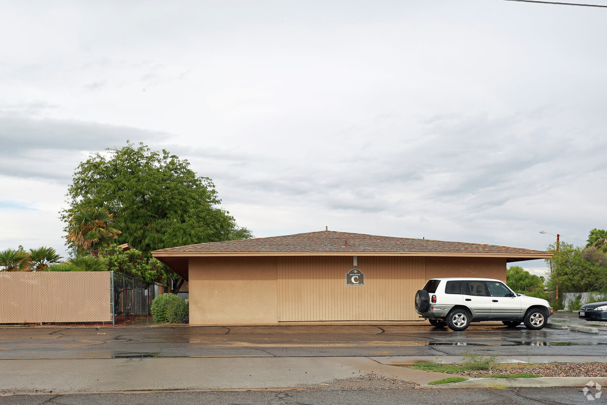 Foto del edificio - Catalina Country Studio Apartments