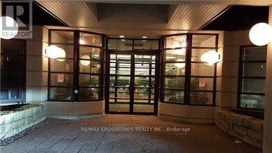 Building Photo - 160-160 Alton Towers Cir