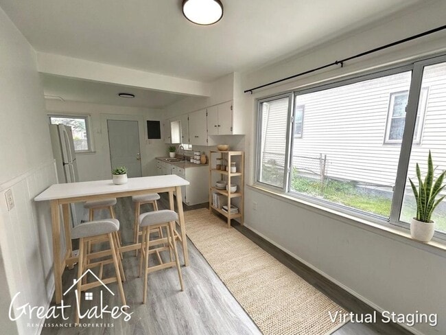 Foto del edificio - Lovely 3 Bedroom 1 Bathroom now available for rent