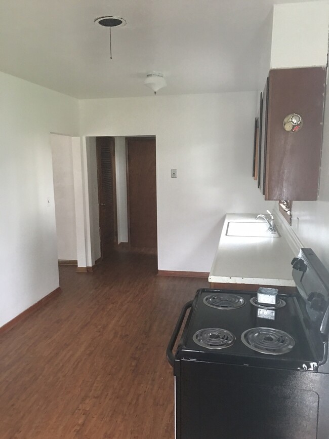 Foto del edificio - 3435-3435 Valley Dr