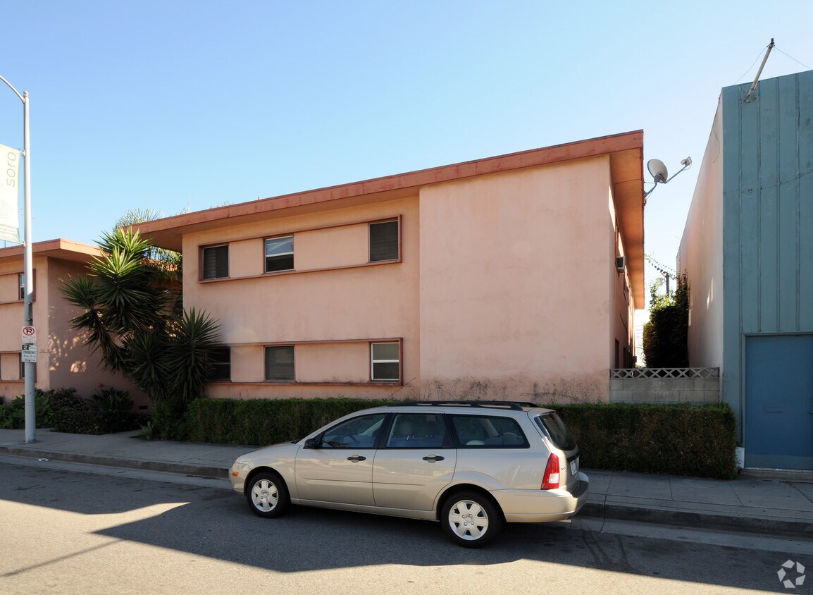 Primary Photo - 1748 S Robertson Blvd