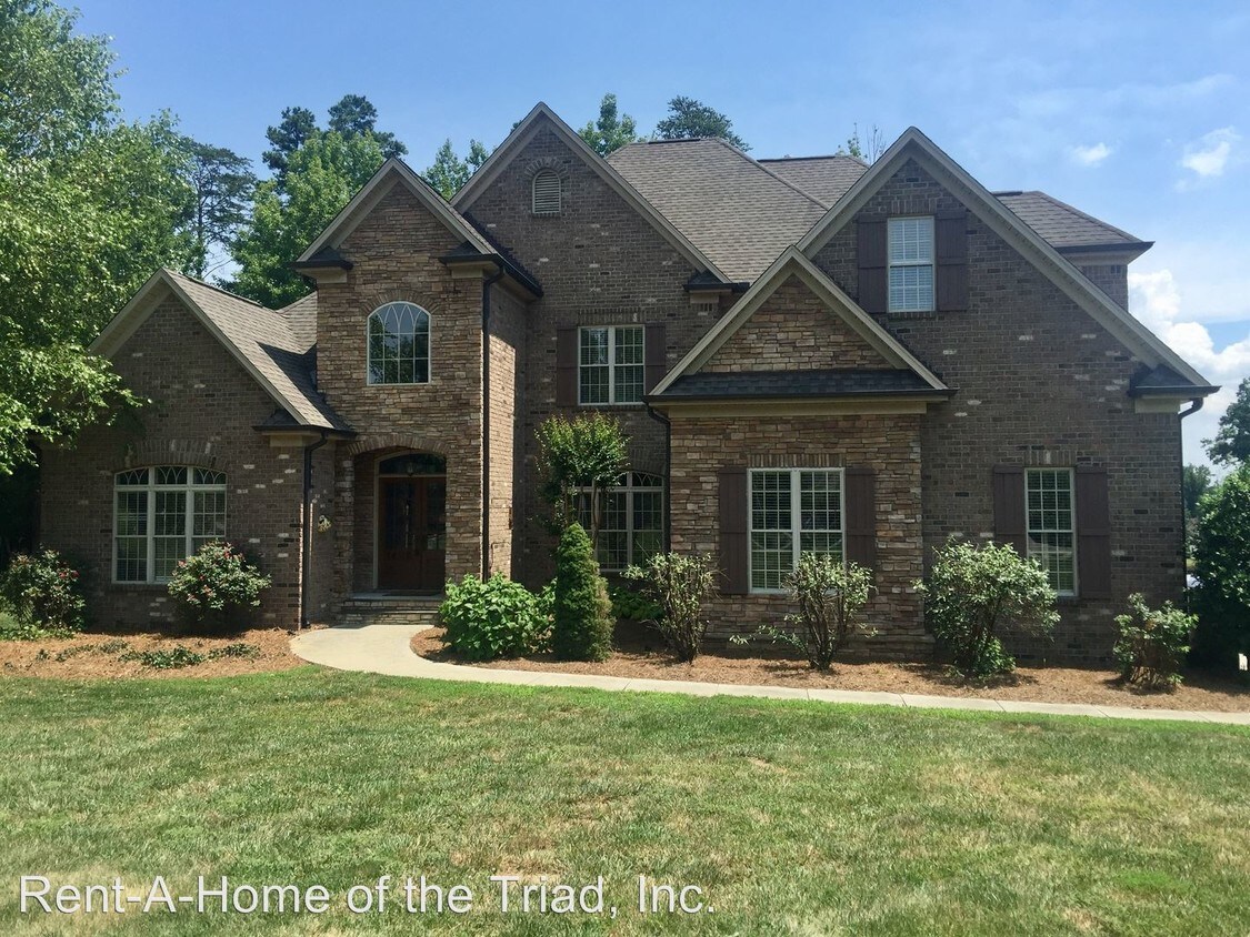 Primary Photo - 1409 Lennox Woods Dr