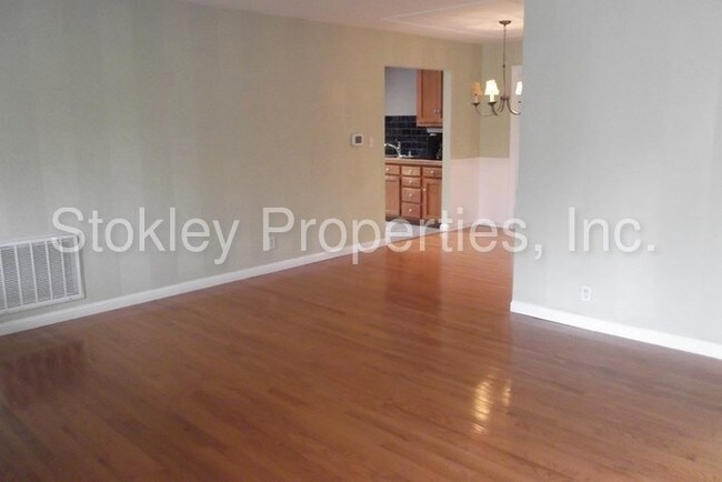 Foto del edificio - 707 Cumberland Dr