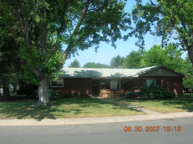 Foto del edificio - 1207 Castlerock Dr