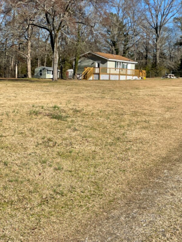 Foto del edificio - 3210 Trotter Rd