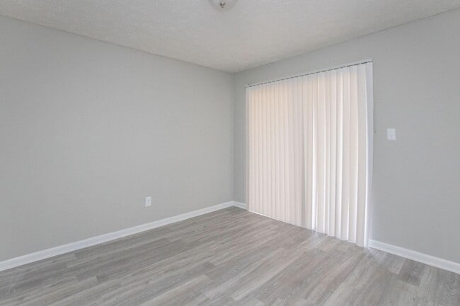 Interior Photo - Village North