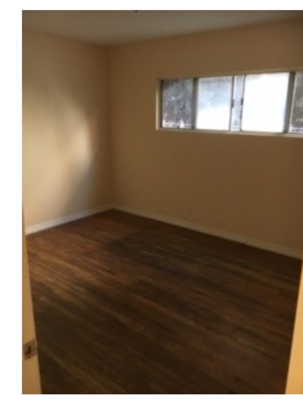 Foto del edificio - 5853 Virginia Ave