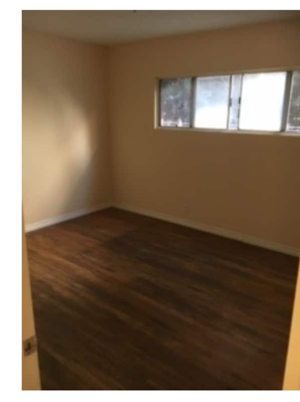 Building Photo - 5853 Virginia Ave