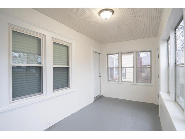 Foto del edificio - 3547 N Girard Ave